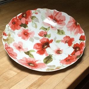 New flowered serving bowl